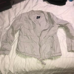 Gray white gap jacket